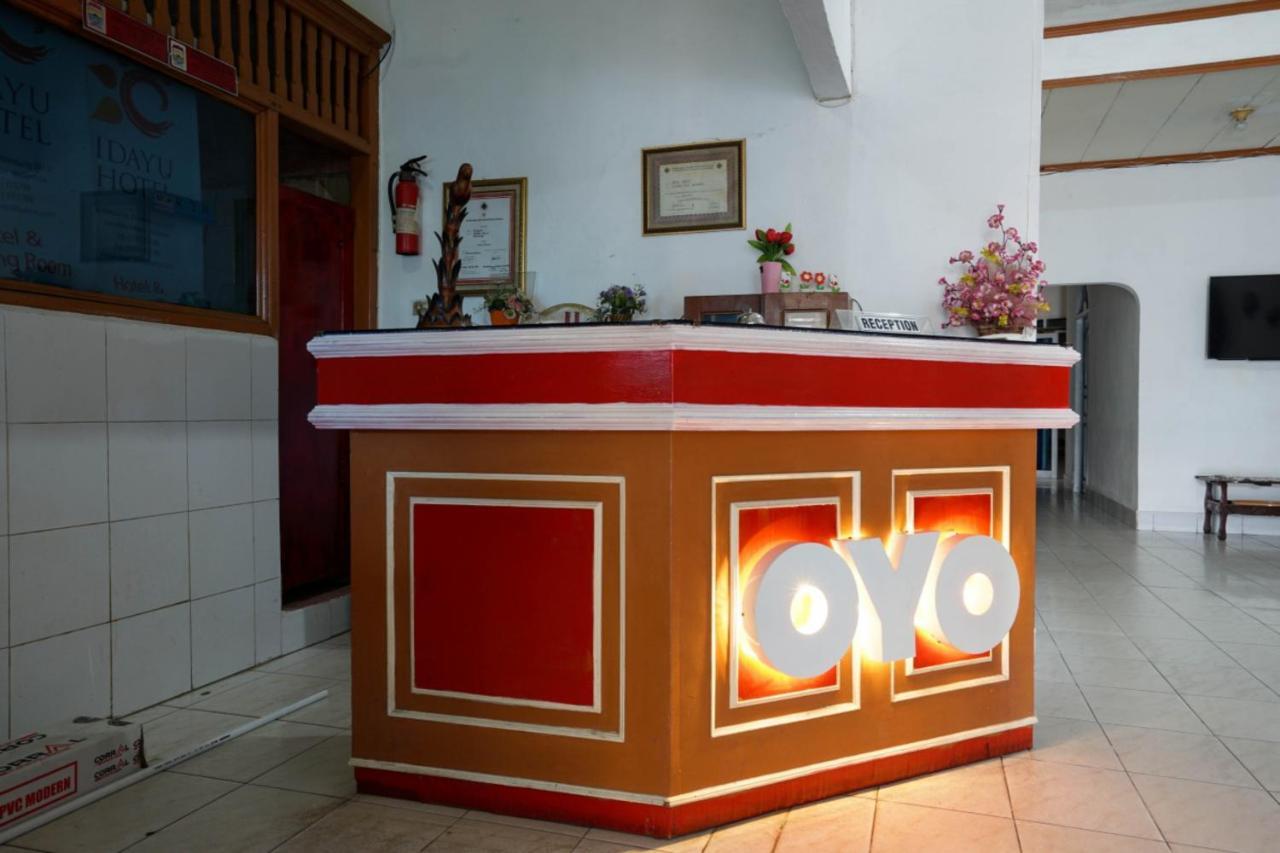 Oyo 2876 Hotel Idayu Palembang Exterior foto