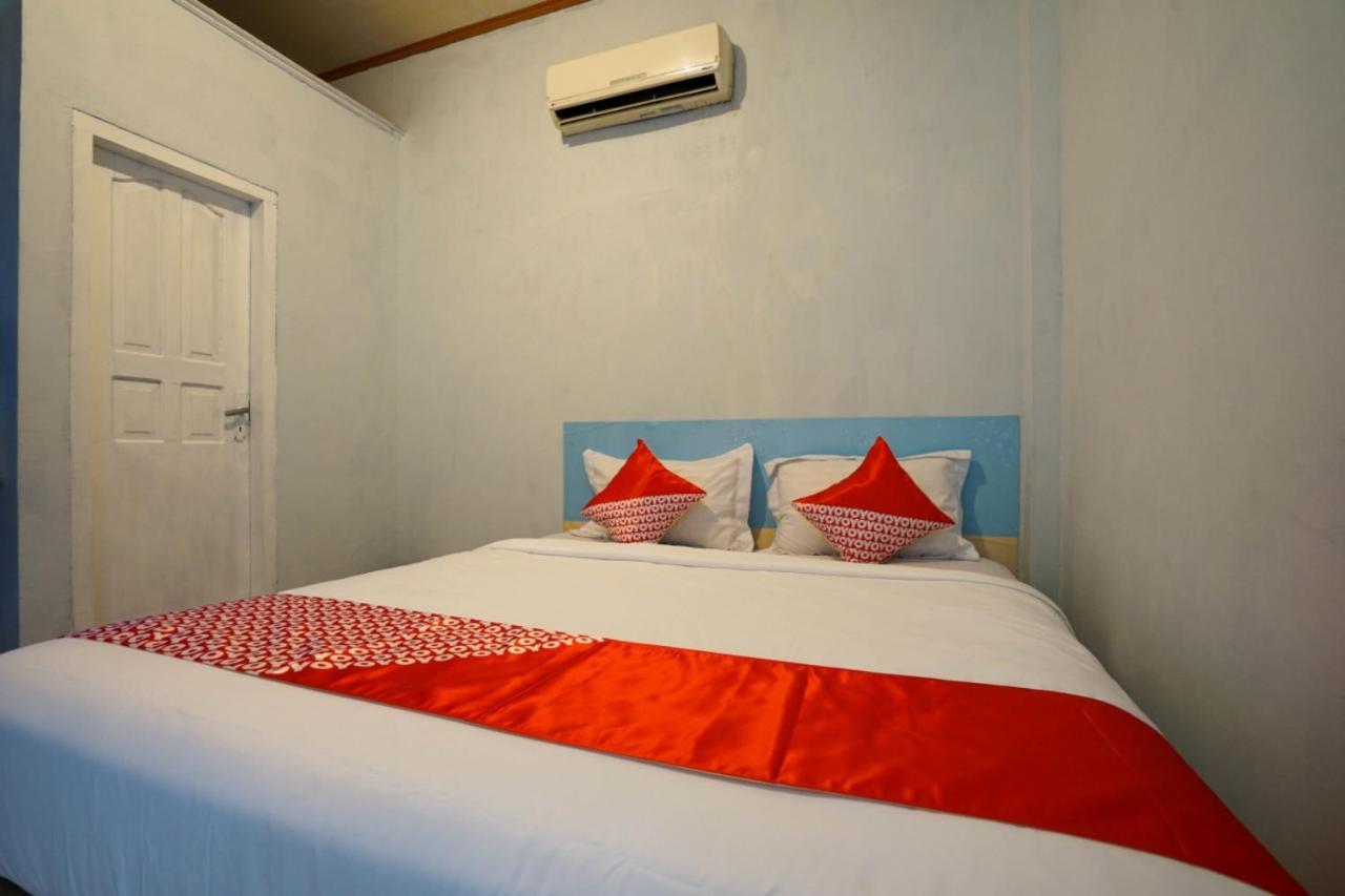 Oyo 2876 Hotel Idayu Palembang Exterior foto